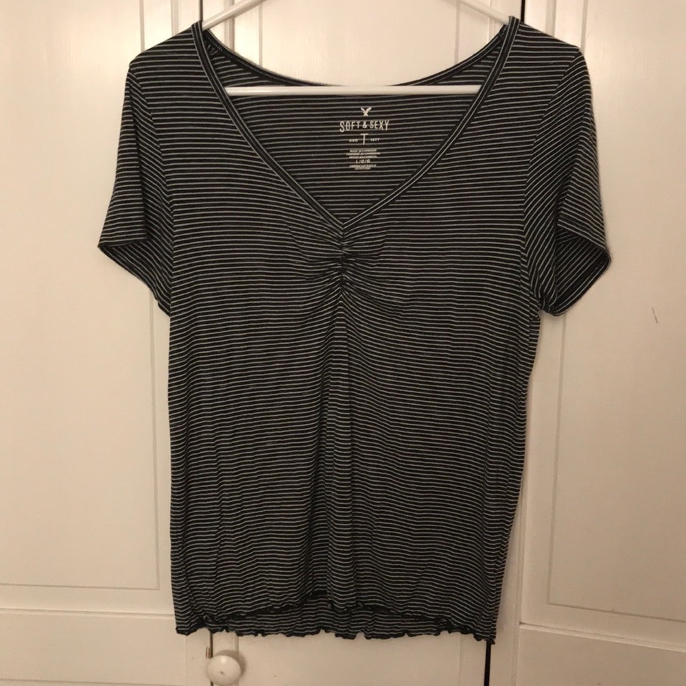 American Eagle Soft and Sexy Lettuce Hem T-Shirt